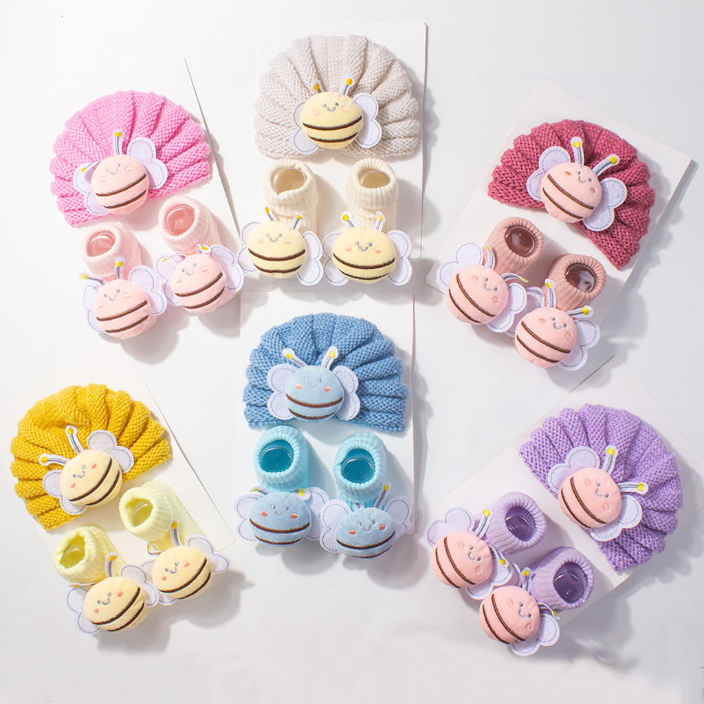 Set 2 Pezzi: Cappello Turbante - Toddler Sock Set recensione e prezzo